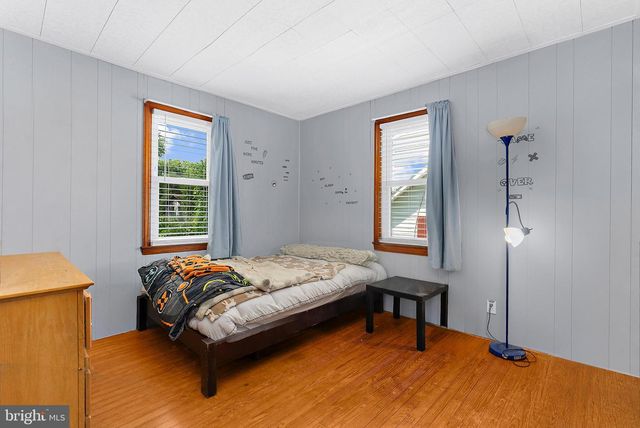 212 LAKE RD, Pasadena, MD 21122