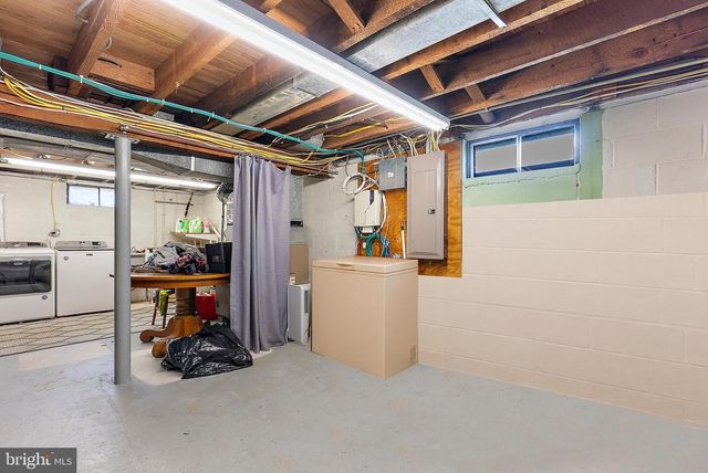 212 LAKE RD, Pasadena, MD 21122