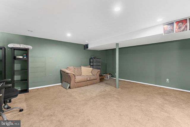 212 LAKE RD, Pasadena, MD 21122