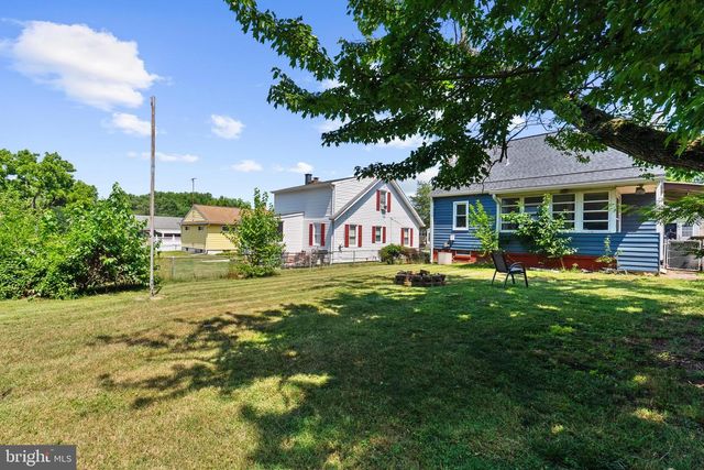 212 LAKE RD, Pasadena, MD 21122
