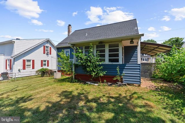 212 LAKE RD, Pasadena, MD 21122