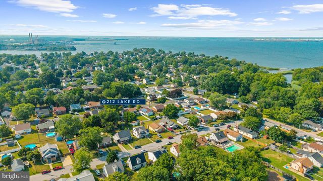 212 LAKE RD, Pasadena, MD 21122