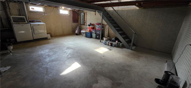 213 Kingsbury Avenue, Elmira City, NY 14901