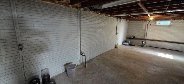 213 Kingsbury Avenue, Elmira City, NY 14901