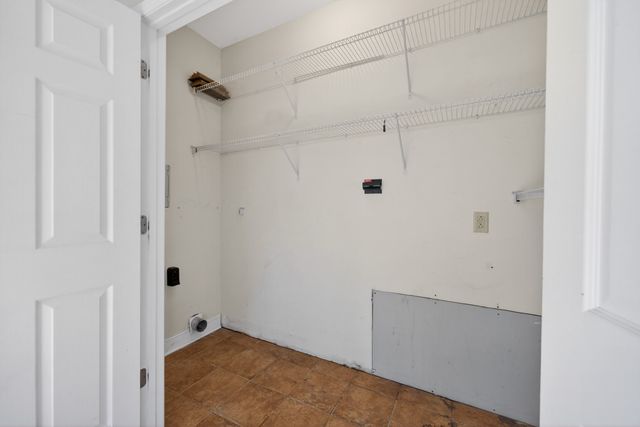 1725 6th Ave, N, Nashville, TN 37208