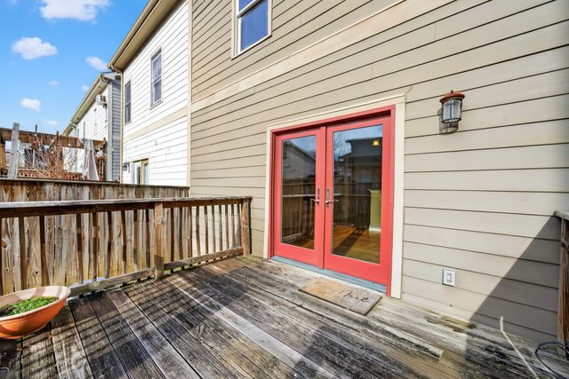 1725 6th Ave, N, Nashville, TN 37208