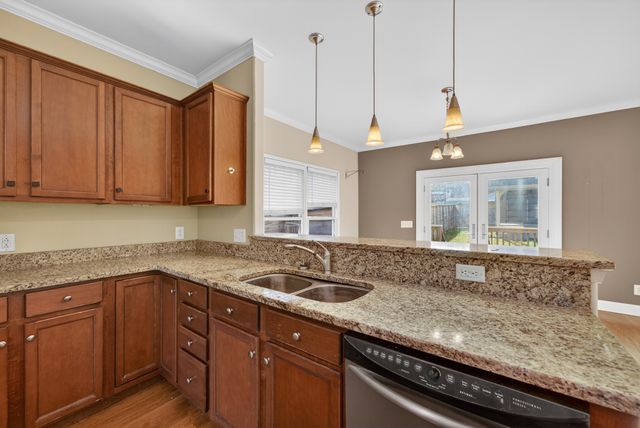 1725 6th Ave, N, Nashville, TN 37208