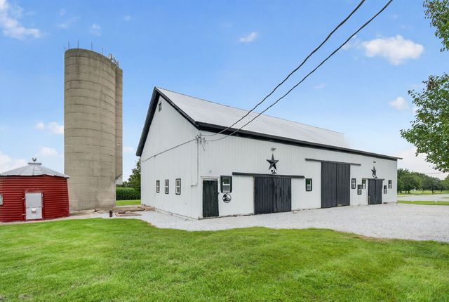 24608 S 88th Avenue, Frankfort, IL 60423
