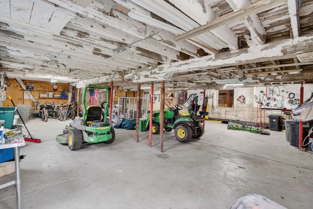 24608 S 88th Avenue, Frankfort, IL 60423