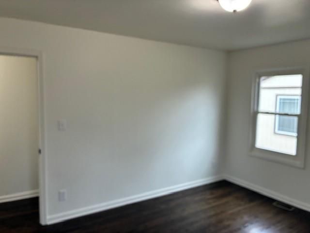 1611 Queens Ridge Way, Independence, MO 64050