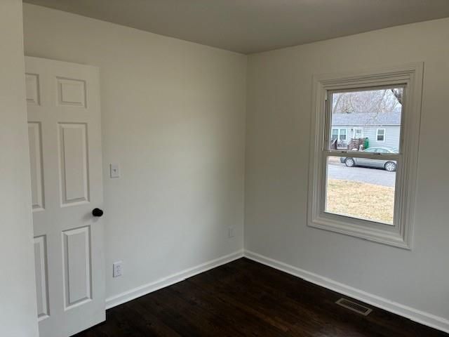 1611 Queens Ridge Way, Independence, MO 64050