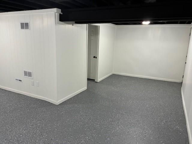 1611 Queens Ridge Way, Independence, MO 64050