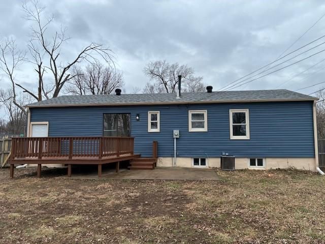 1611 Queens Ridge Way, Independence, MO 64050