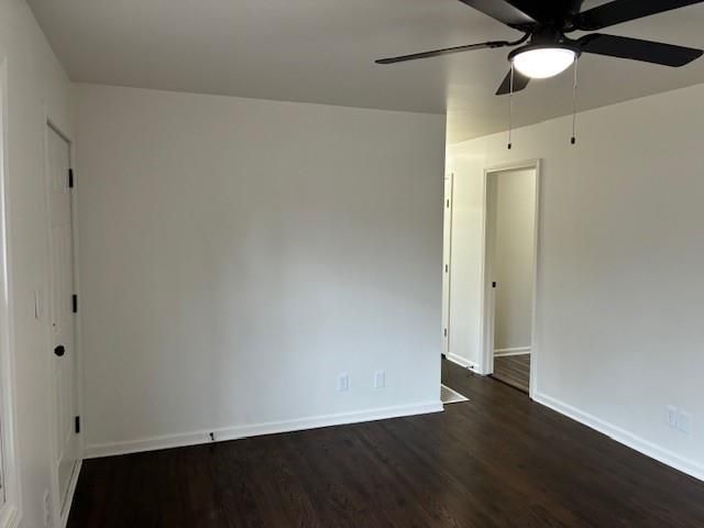 1611 Queens Ridge Way, Independence, MO 64050