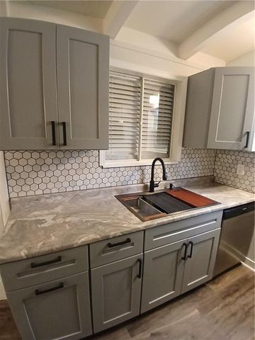 1023 Shearer Road, Kansas City, KS 66103
