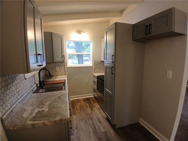 1023 Shearer Road, Kansas City, KS 66103