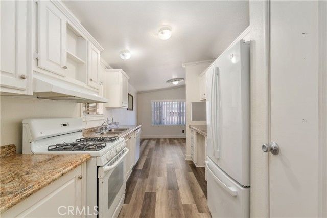 1895 W Devonshire Avenue 74, Hemet, CA 92545