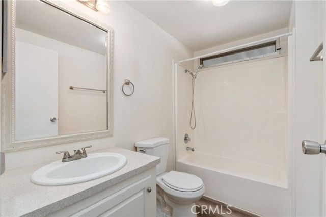 1895 W Devonshire Avenue 74, Hemet, CA 92545