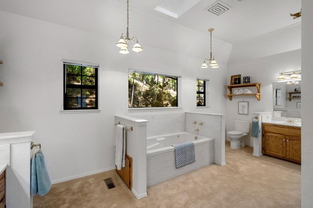 923 Bear Run Way, Arnold, CA 95223