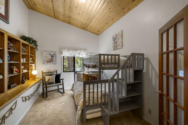 923 Bear Run Way, Arnold, CA 95223