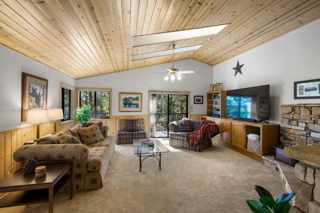 923 Bear Run Way, Arnold, CA 95223