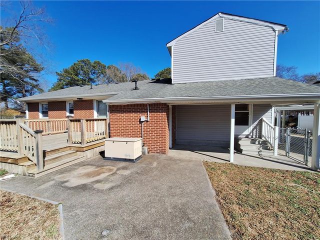 1400 Misty CT, Chesapeake, VA 23323