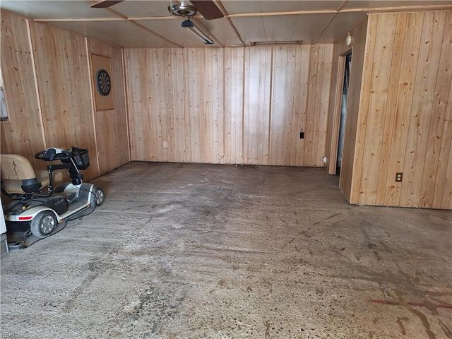 1400 Misty CT, Chesapeake, VA 23323