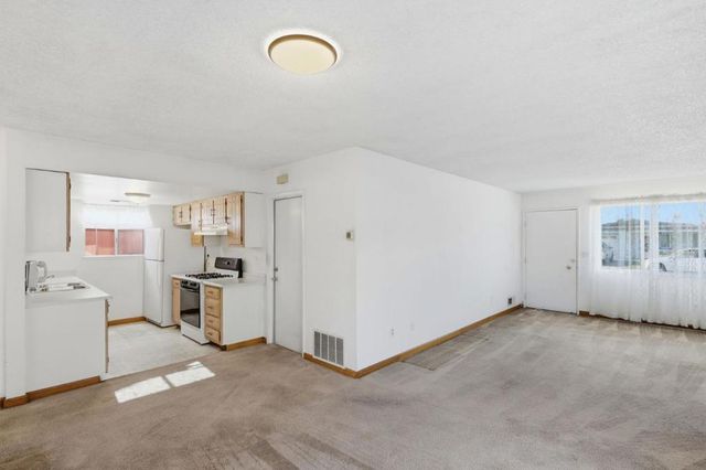 415 Spruce Circle, Watsonville, CA 95076