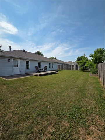 907 SW River Rock Street, Bentonville, AR 72712