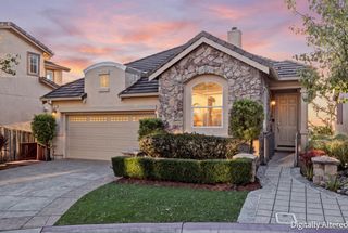 211 Sunset Court, Pacifica, CA 94044