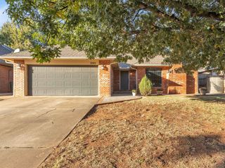 2321 Santa Fe Circle, Edmond, OK 73012