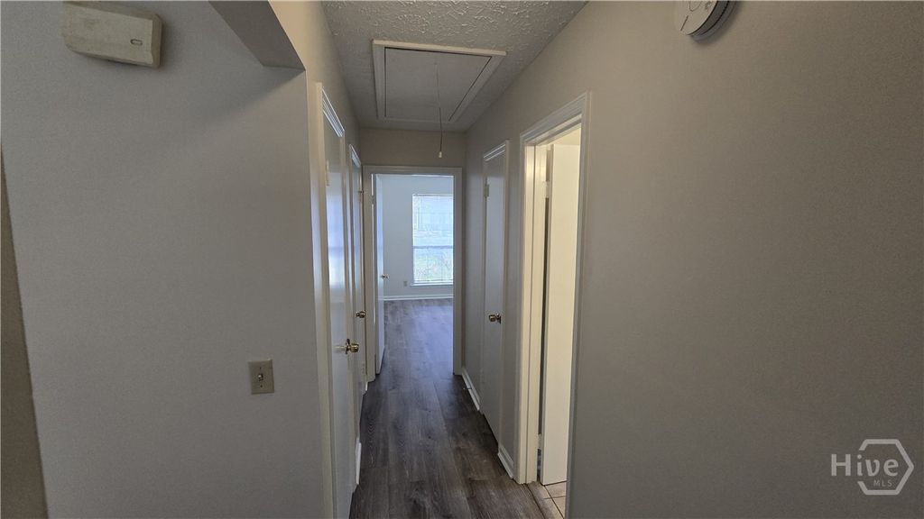 Image 13 of property listing at 3 Gunpowder Court, Savannah, GA 31410