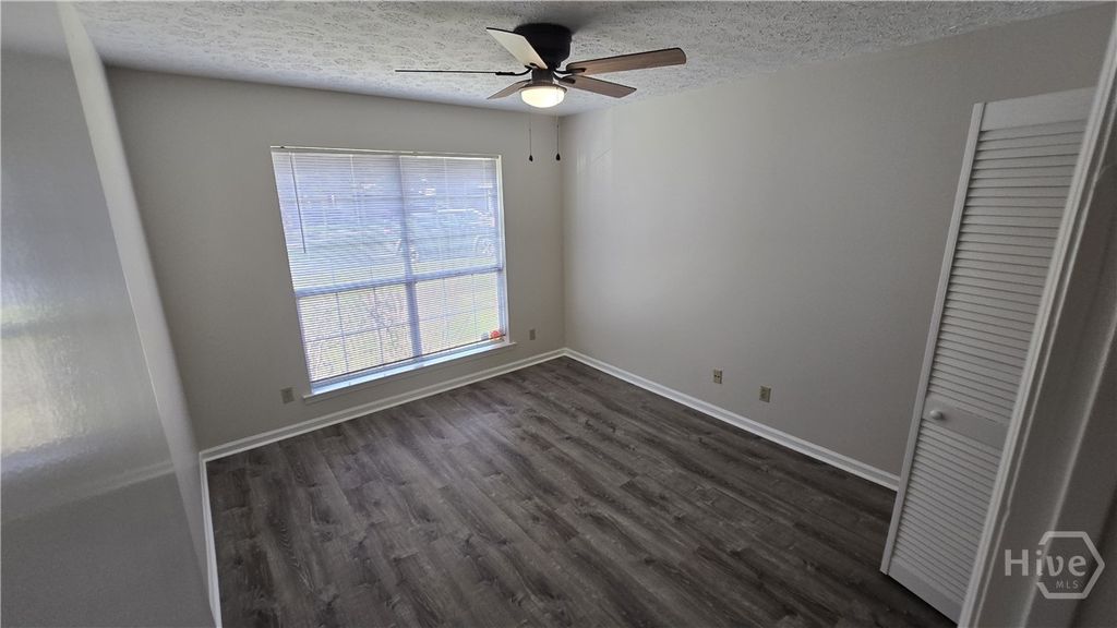 Image 16 of property listing at 3 Gunpowder Court, Savannah, GA 31410