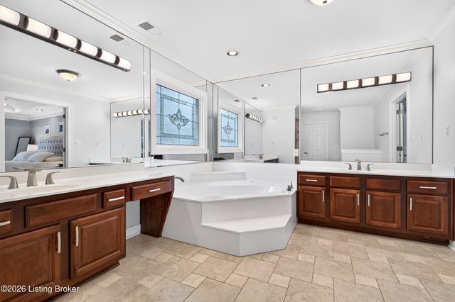 11721 Hancock Trace Ct, Louisville, KY 40245