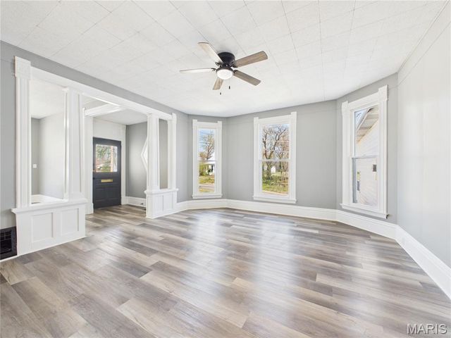 3 S Hickory Street, Dexter, MO 63841