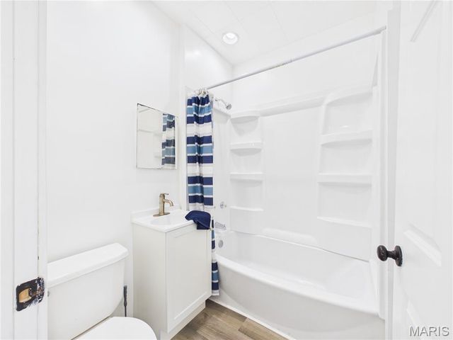 3 S Hickory Street, Dexter, MO 63841