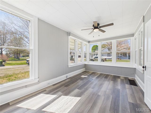 3 S Hickory Street, Dexter, MO 63841