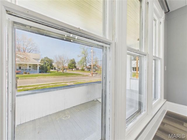 3 S Hickory Street, Dexter, MO 63841