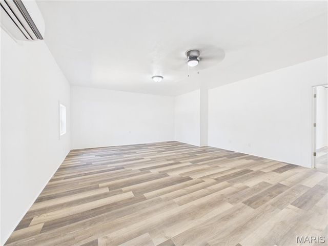 3 S Hickory Street, Dexter, MO 63841