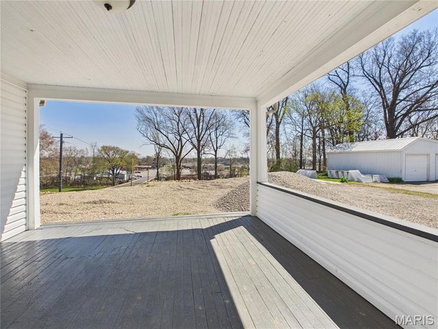 3 S Hickory Street, Dexter, MO 63841