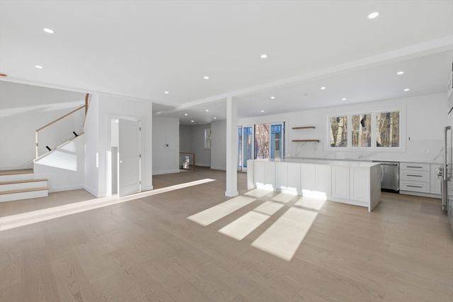 58 Massasoit Ave, Sudbury, MA 01776