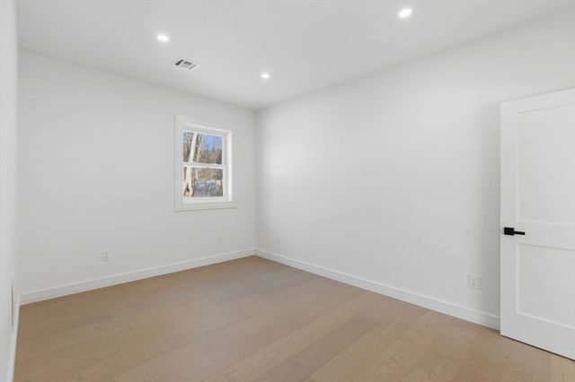 58 Massasoit Ave, Sudbury, MA 01776