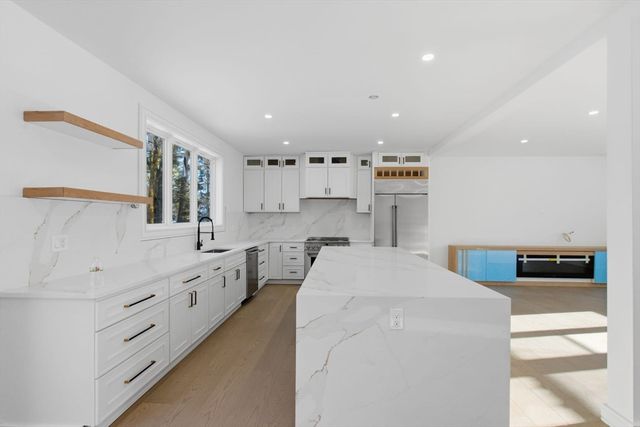 58 Massasoit Ave, Sudbury, MA 01776