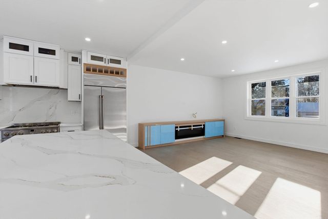 58 Massasoit Ave, Sudbury, MA 01776