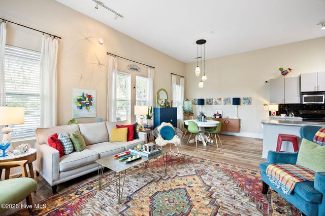 709 N 4th Street Ste 105, Wilmington, NC 28401