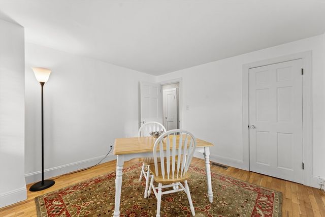 1052 Greendale Ave, Needham, MA 02492