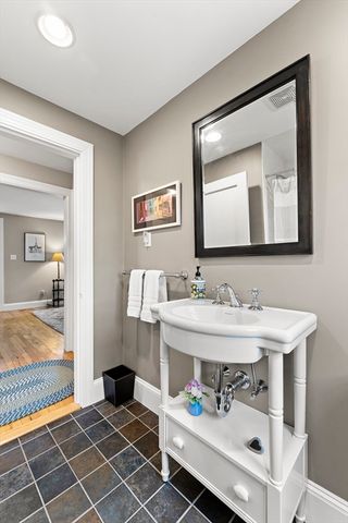 1052 Greendale Ave, Needham, MA 02492