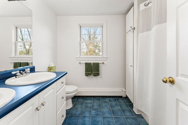 1052 Greendale Ave, Needham, MA 02492