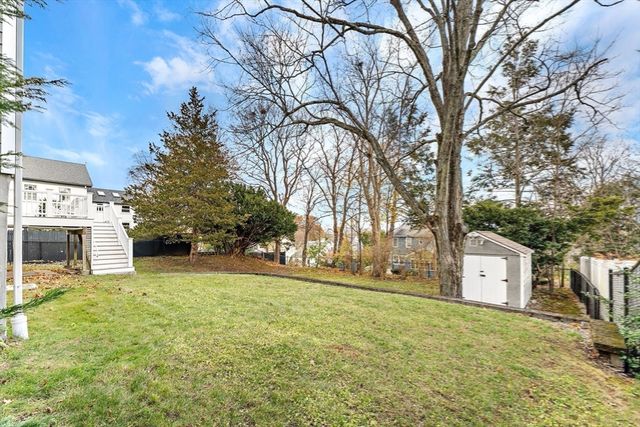 1052 Greendale Ave, Needham, MA 02492