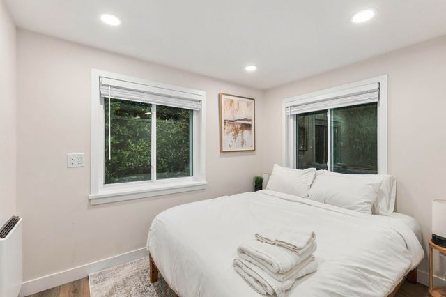13741 37th Avenue NE, Seattle, WA 98125